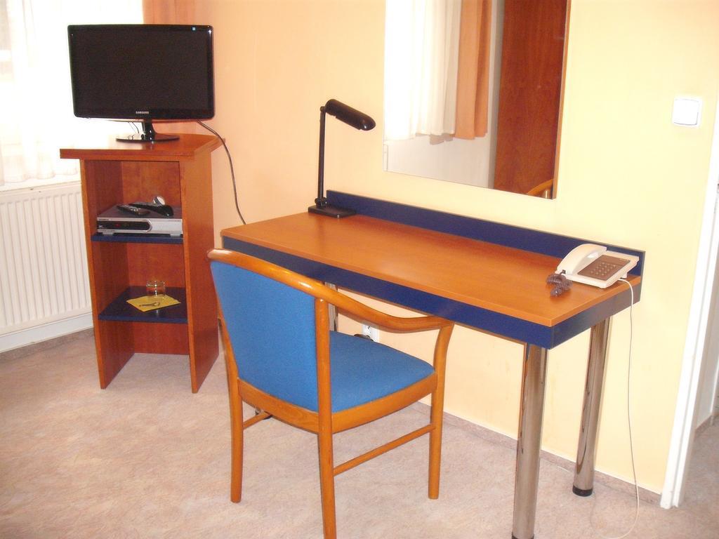 Hotel Forman Mladá Boleslav Oda fotoğraf